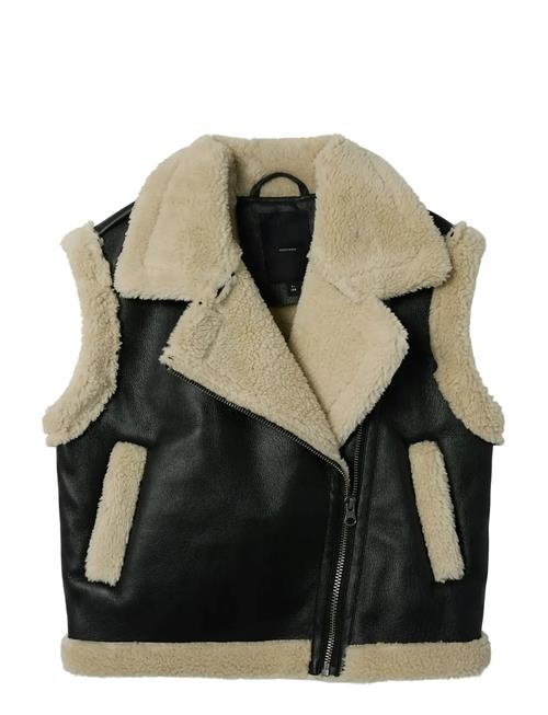 name it | Nkfmichelle Vest | 128