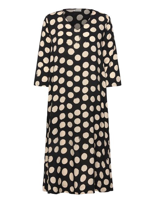 Masai | Manusala | M