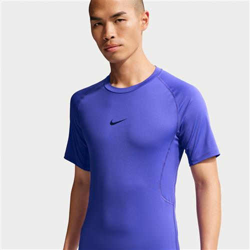 Tætsiddende Nike Pro Dri-FIT-fitnessoverdel med korte ærmer til mænd - lilla
