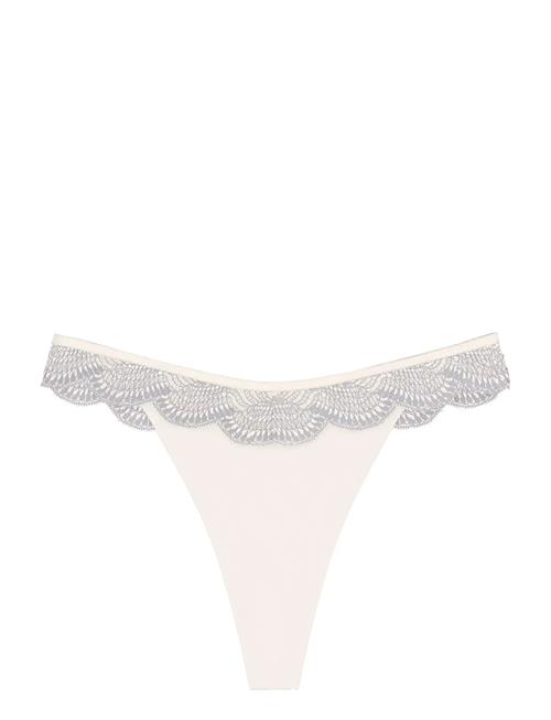 Triumph | Triumph Comfort Glam String | 46
