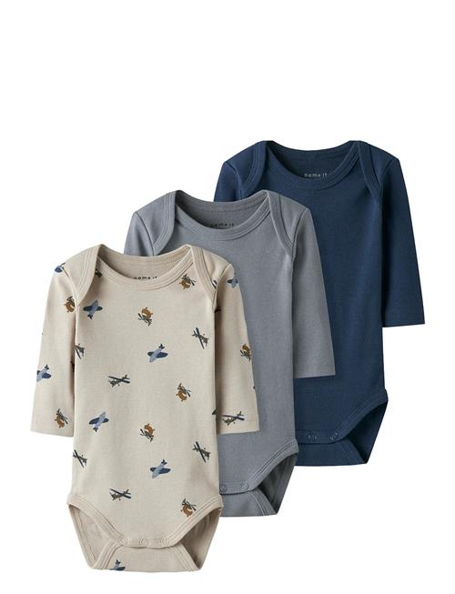 name it | Nbmbody 3P Ls Airplane Noos | 50