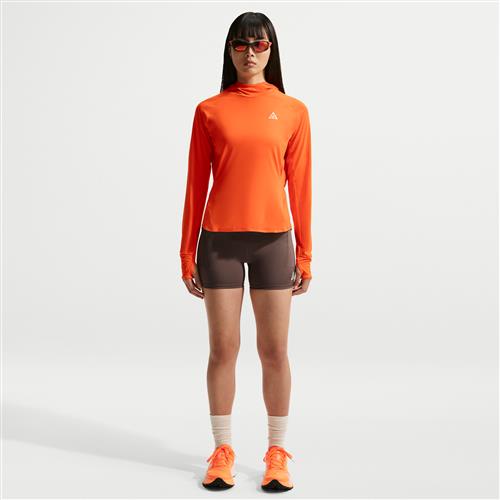 Nike ACG Dri-FIT-trailløbeshorts (10 cm) med høj talje til kvinder - brun