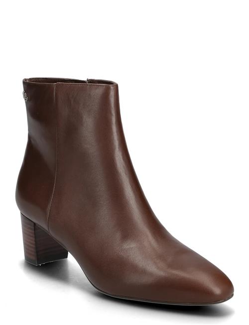 Lauren Ralph Lauren | Demi Calfskin Bootie | 39