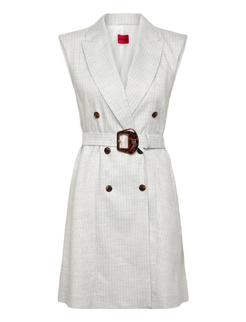 HUGO | Kamelana | 38