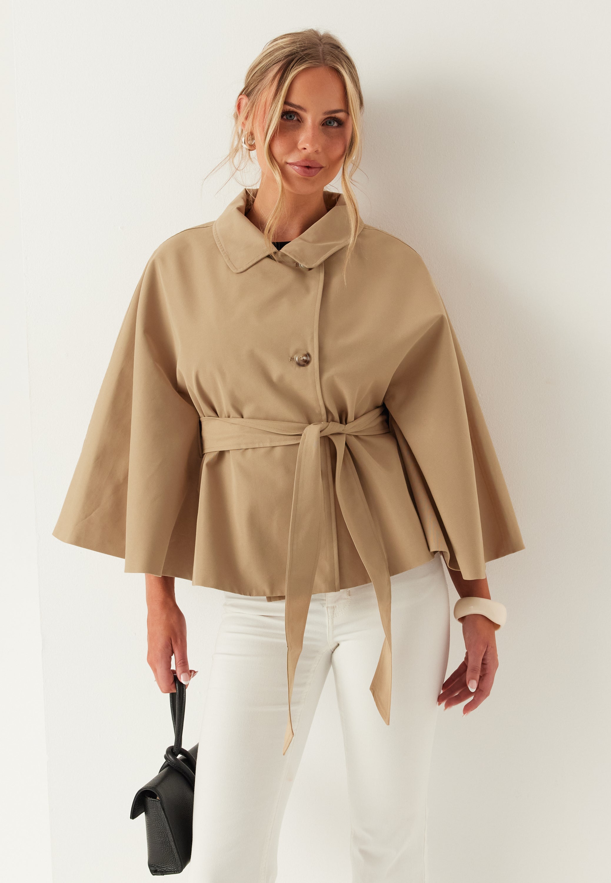 BUBBLEROOM Cape Jacket