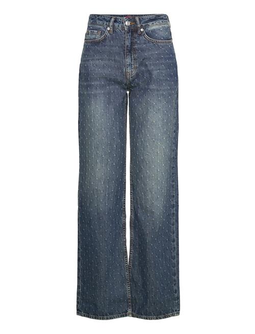 HUGO | 937_14 | 28 x 32