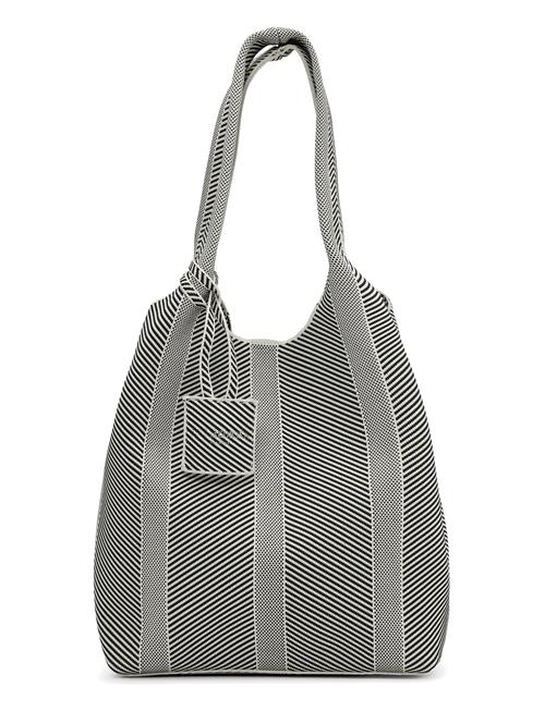 Ilse Jacobsen | Knitty01 | ONE SIZE