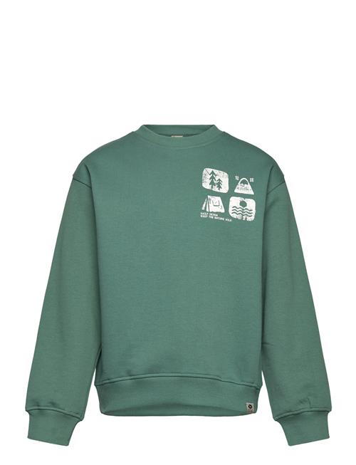 Daily 7 | Oversized Sweater Artwork | 86