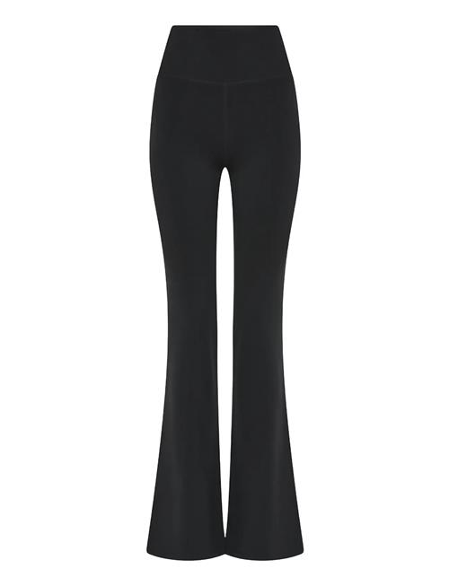 Girlfriend Collective | Float Ultralight Flare Legging | M