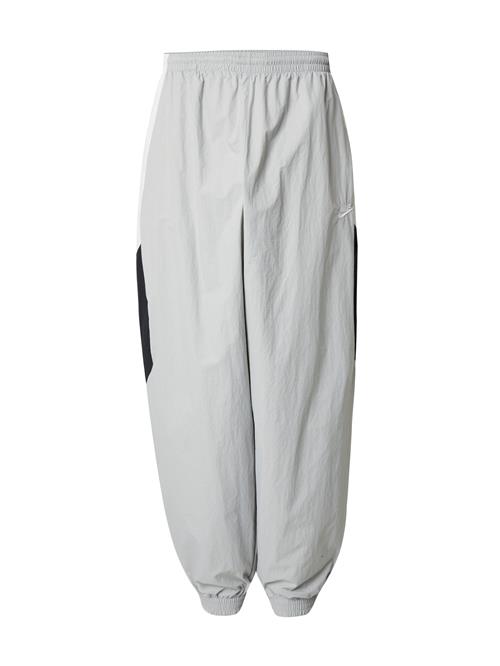 Nike Sportswear Bukser 'CLUB'  lysegrå / sort / hvid