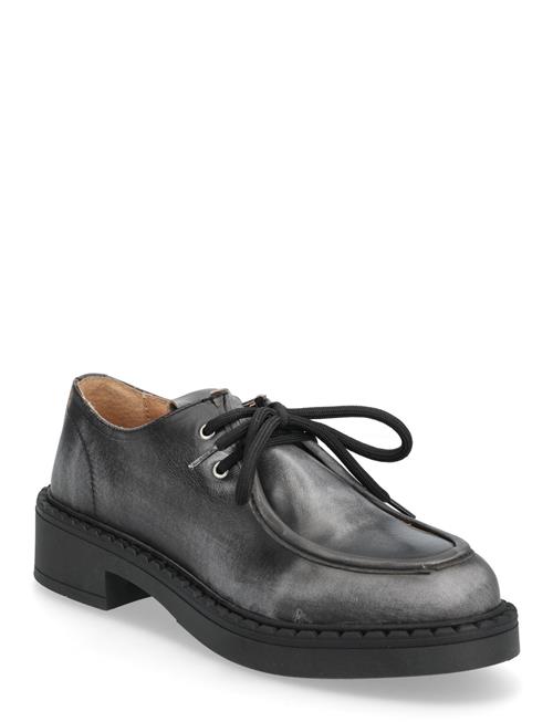 Pavement | Evelyn | 40