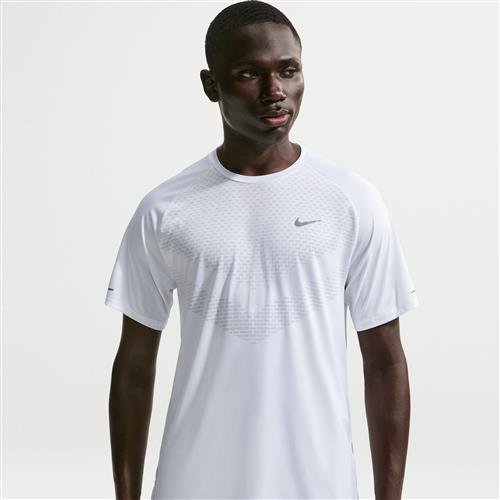 Kortærmet Nike Stride Dri-FIT ADV-løbetop til mænd - hvid