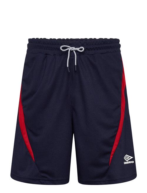 Umbro | Panelled Oversized Short | M