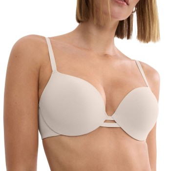 Triumph BH Body Make-Up Illusion WHP EX Beige D 90 Dame