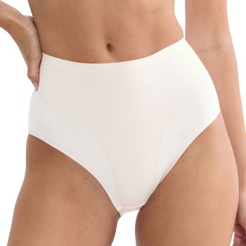 Triumph Trusser Medium Shaping Maxi Brief Offwhite Medium Dame