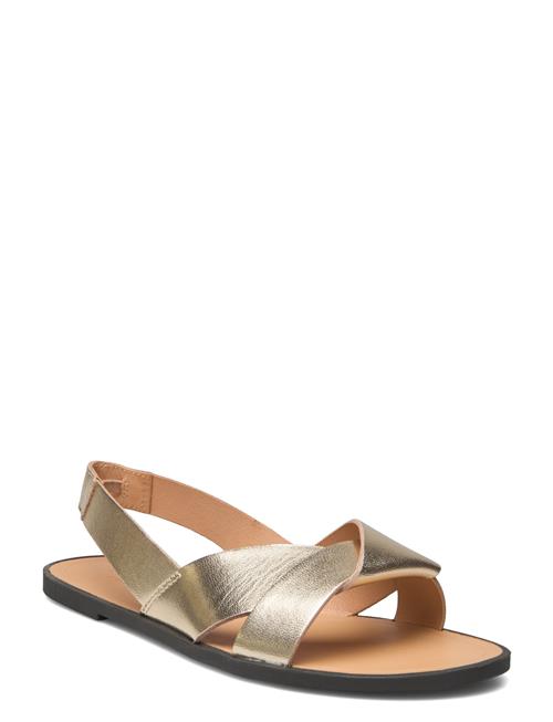 VAGABOND | Tia 2.0 | 38