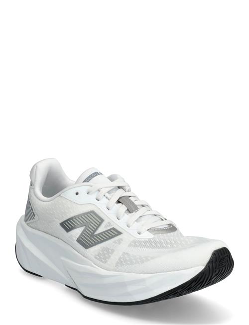New Balance | New Balance Fuelcell Rebel V5 | 35