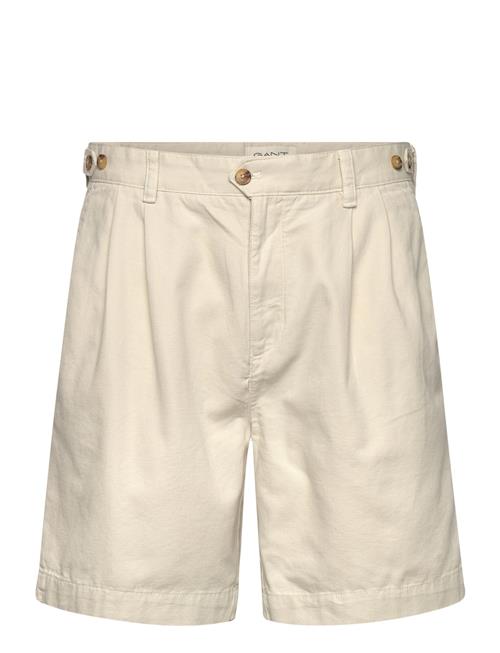 Se GANT | Rel Light Canvas Chino Shorts | 38 hos Booztlet