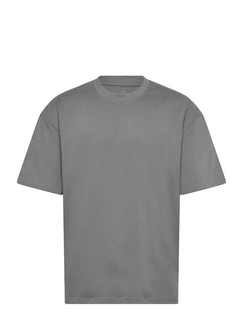 Bread & Boxers | Heavy Tee | L