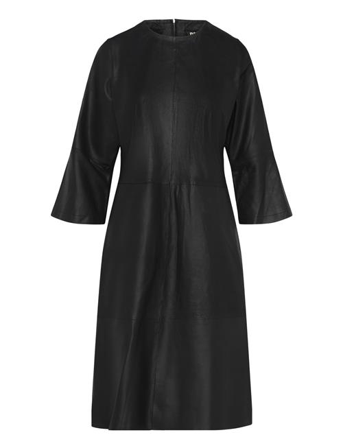 DEPECHE | Rajadep Knee-Long Leather Dress | 40