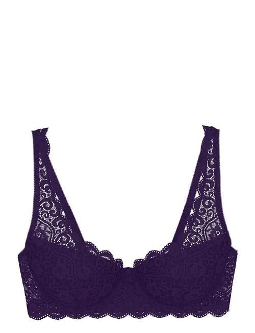 Triumph | Amourette Whp | B x 90