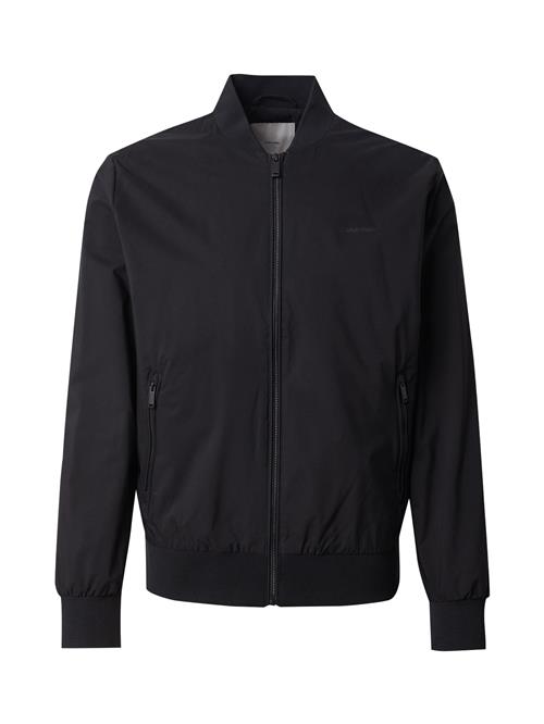 Calvin Klein Overgangsjakke 'MATTE'  sort