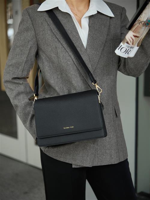 Victoria Hyde Håndtaske ' Luna '  sort