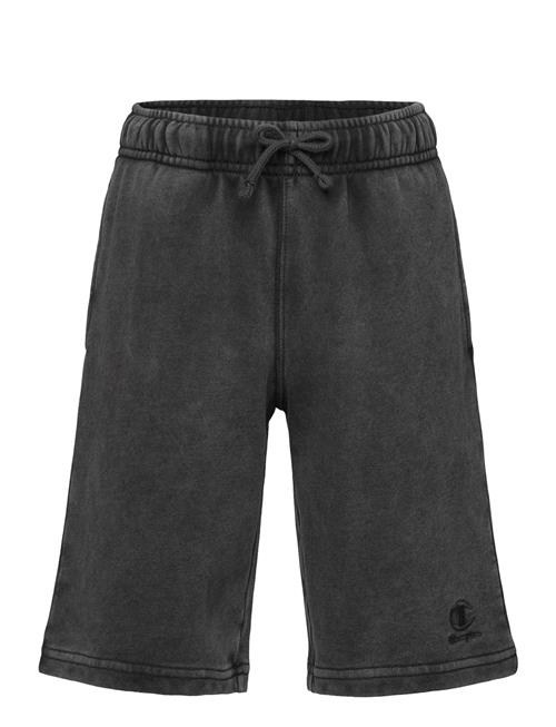 Champion | Bermuda | 126-131