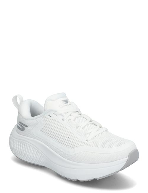 Skechers | Go Run Supersonic Max | 36
