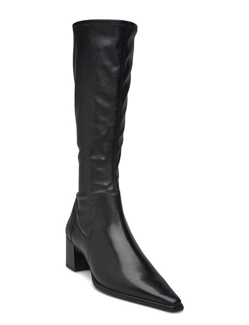 VAGABOND | Giselle | 39