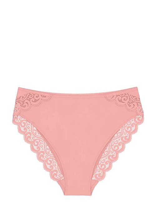 Triumph | Amourette Tai | 38