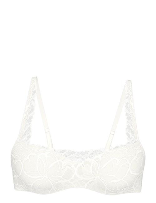 Triumph | Body Make-Up Illusion Lace Balconet | C x 80