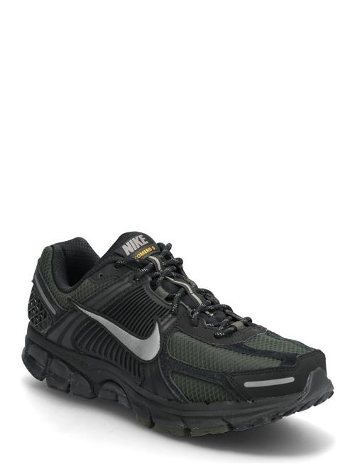 Nike | Zoom Vomero 5 | 45