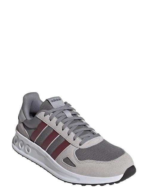 adidas Sportswear | Run 84 | 43 1/3