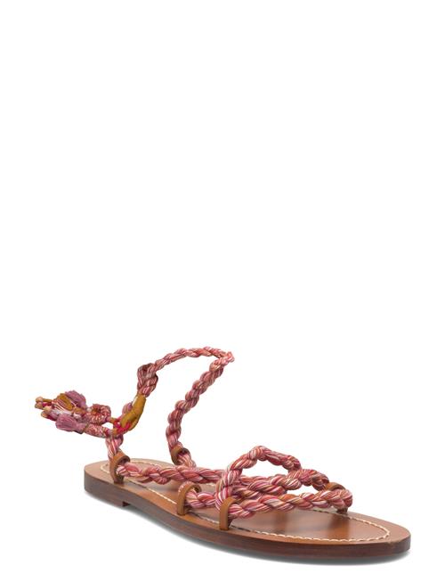 Closed | Strappy Sandal | 38