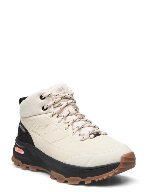 Skechers | Max Protect Legacy Weekend Getaway | 41
