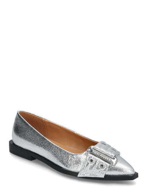 Steve Madden | Grail Ballerina | 38