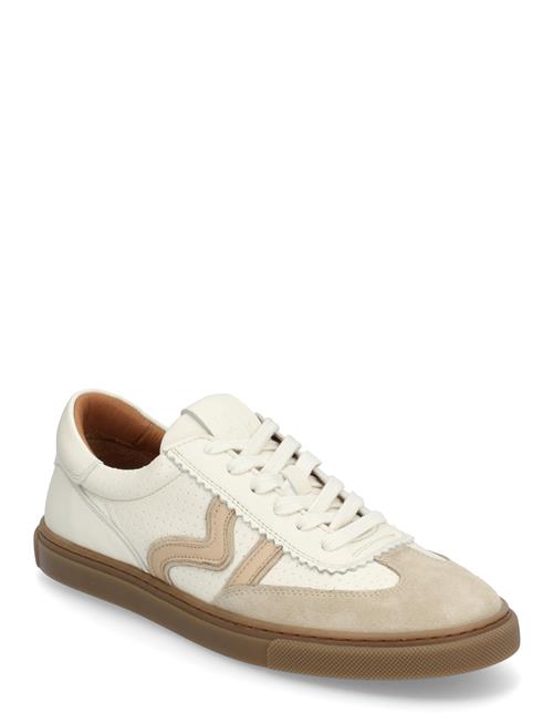 Billi Bi | Sport | 38