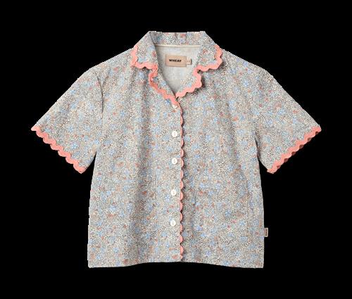 Wheat Shirt S/S Lace Vilma Air Blue Flowers Air Blue Flowers 110 cm  Blå  110 cm  Piger