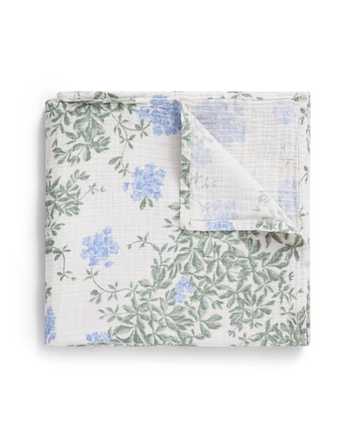 garbo&friends Floral Swaddle Tæppe Plumbago  Plumbago One Size  Beige  One Size
