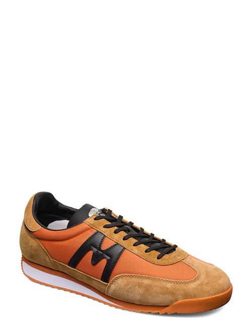 Karhu | Mestari 76 Jaffa Orange/Black | 40.5