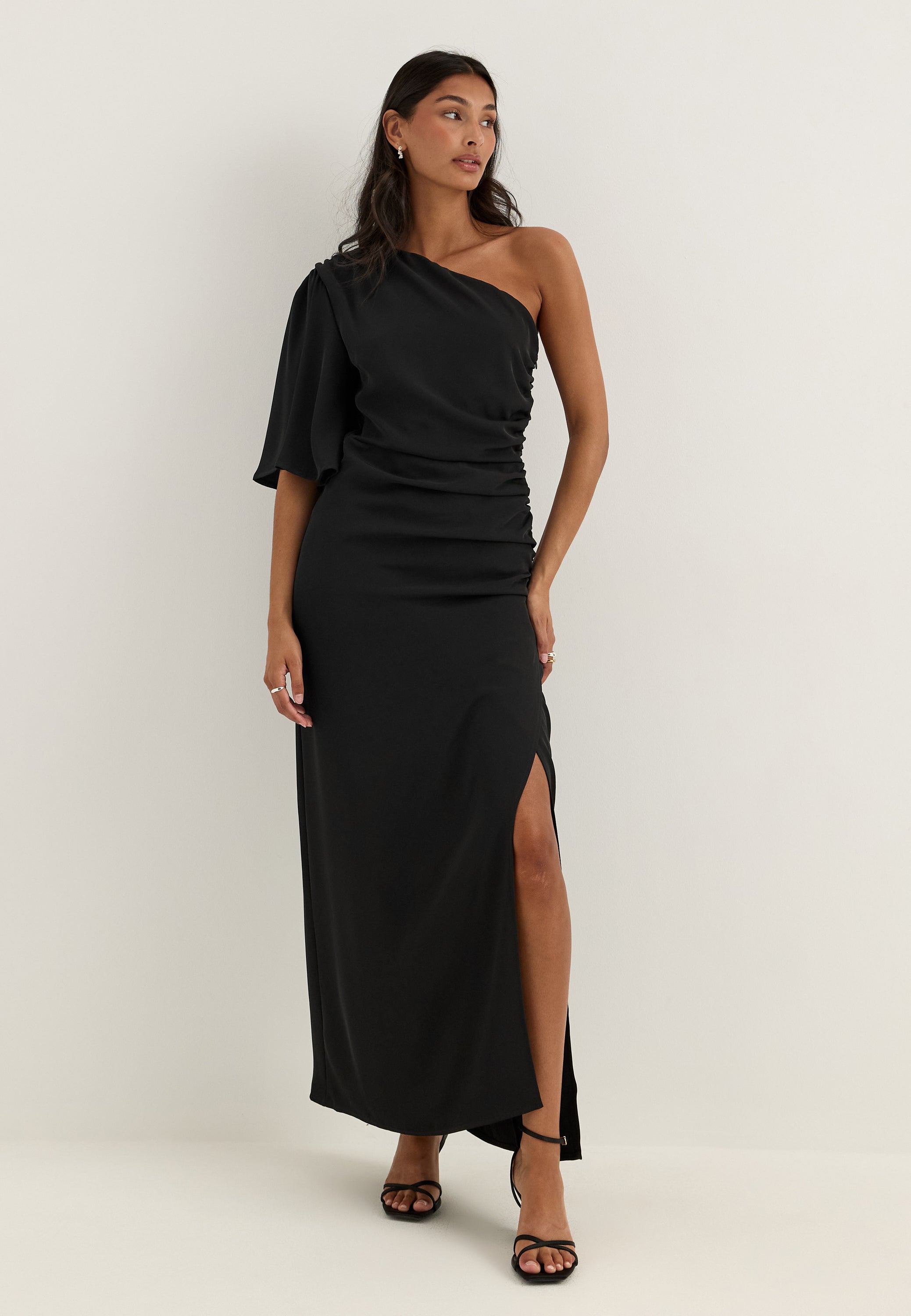 BUBBLEROOM OCCASION Ruched One Shoulder Maxi Dress
