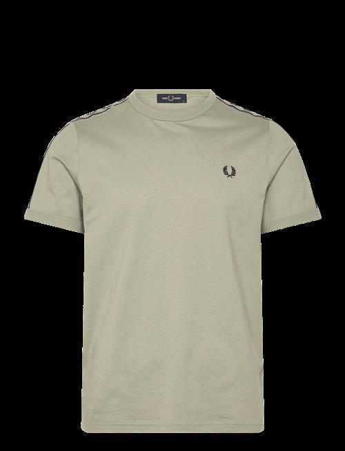 Fred Perry | C Tape Ringer T-Shirt | XXL