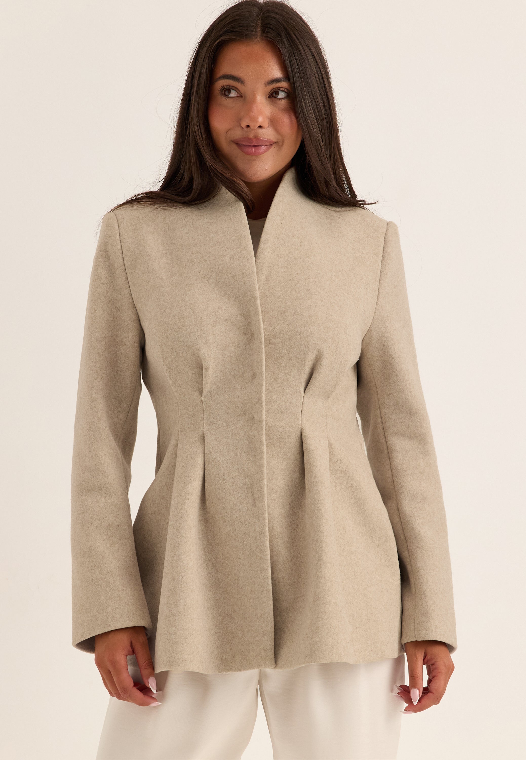BUBBLEROOM Shaped Short Coat