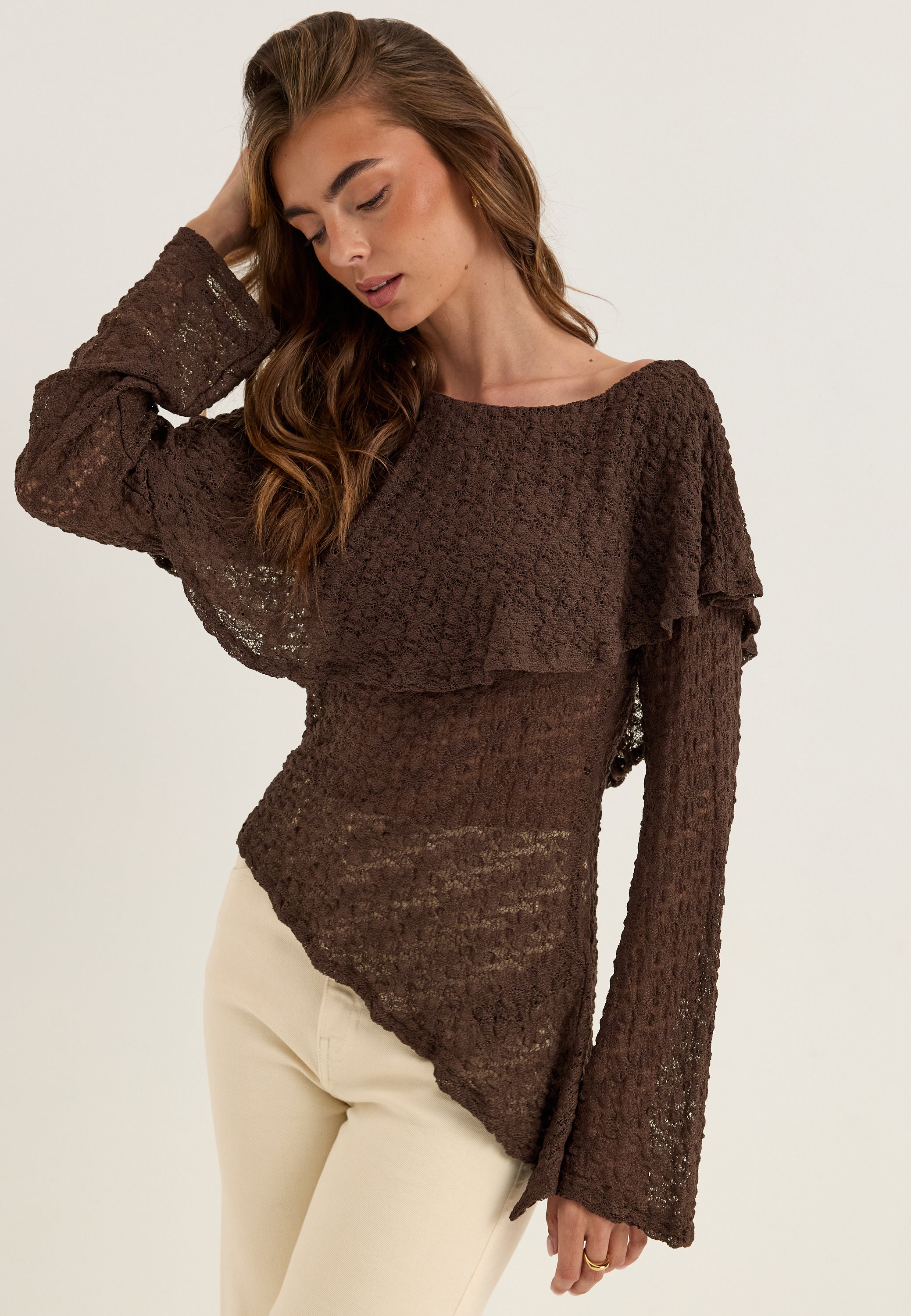 BUBBLEROOM Asymmetric Lace Top