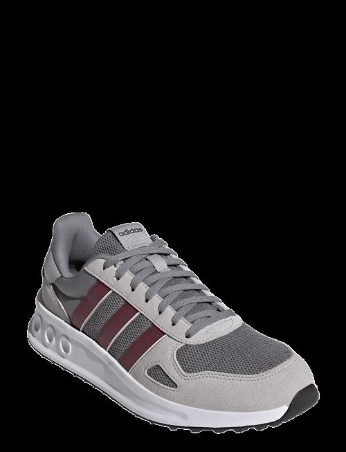 adidas Sportswear | Run 84 | 44