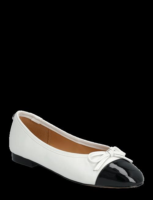 Steve Madden | Ellison | 37