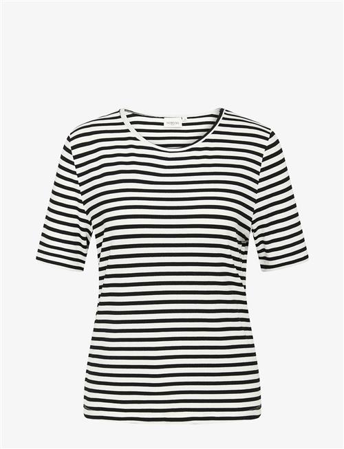 NORVIG | Nadia Shortsleeved T-Shirt | M