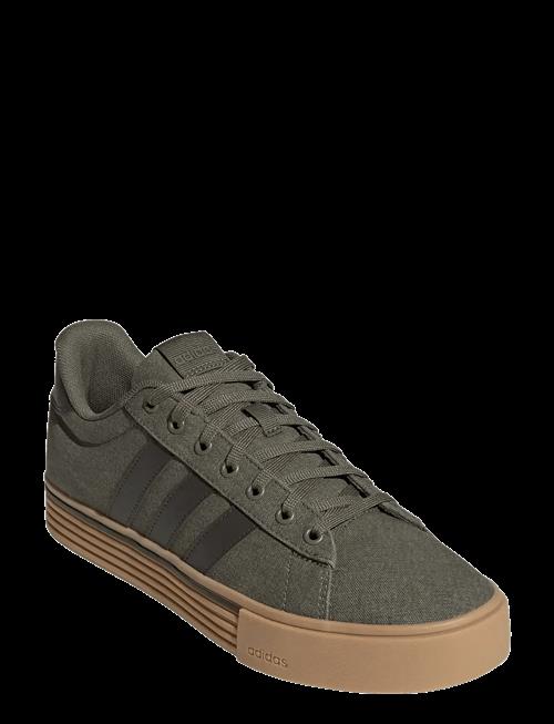 adidas Sportswear | Daily 4.0 | 46