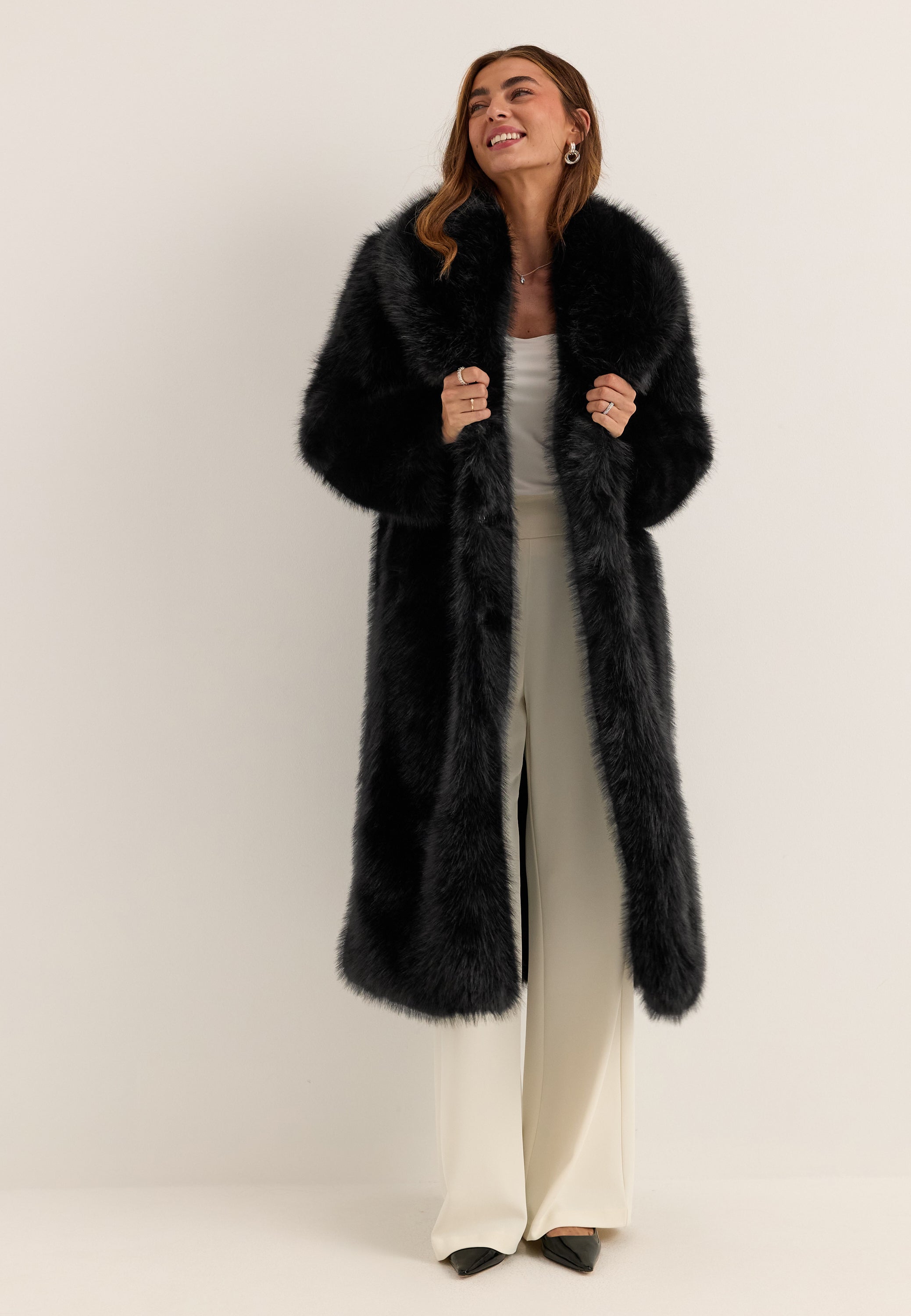 BUBBLEROOM Long Faux Fur Coat